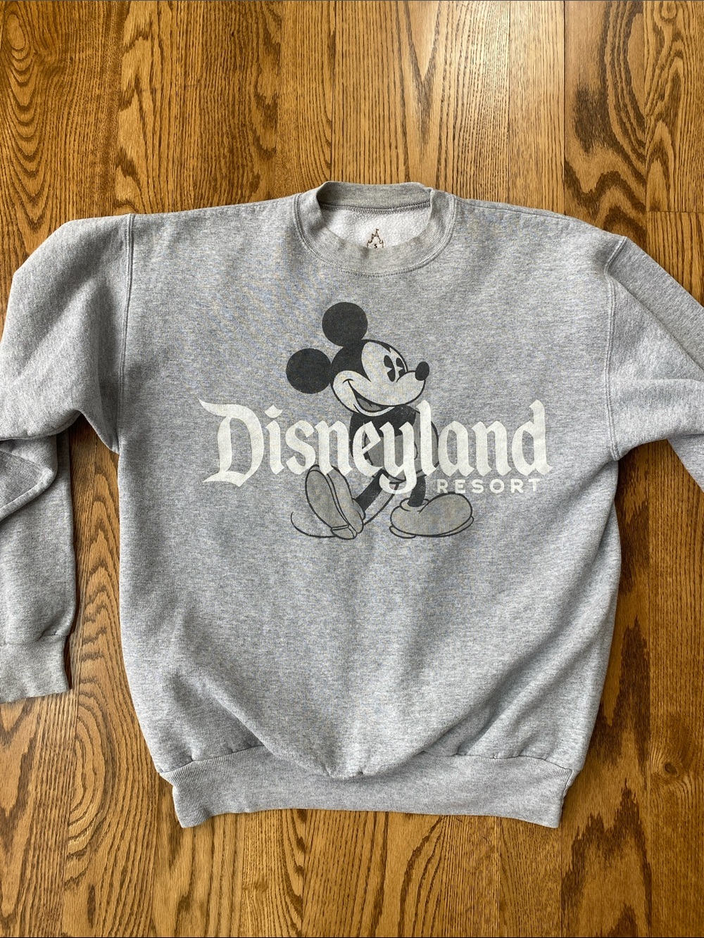 Disneyland Resort Mickey Sweatshirt gray sz S - preshrunk
